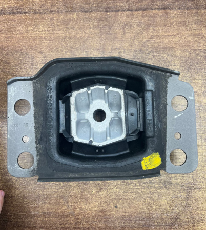 Mondeo 2014-2019 верхняя 